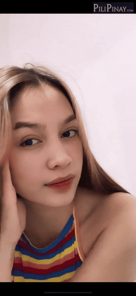 Allana Castro 17
