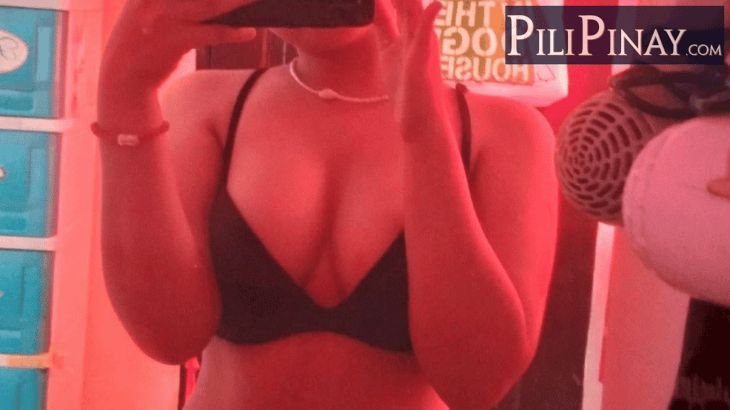 Erika Rose 16