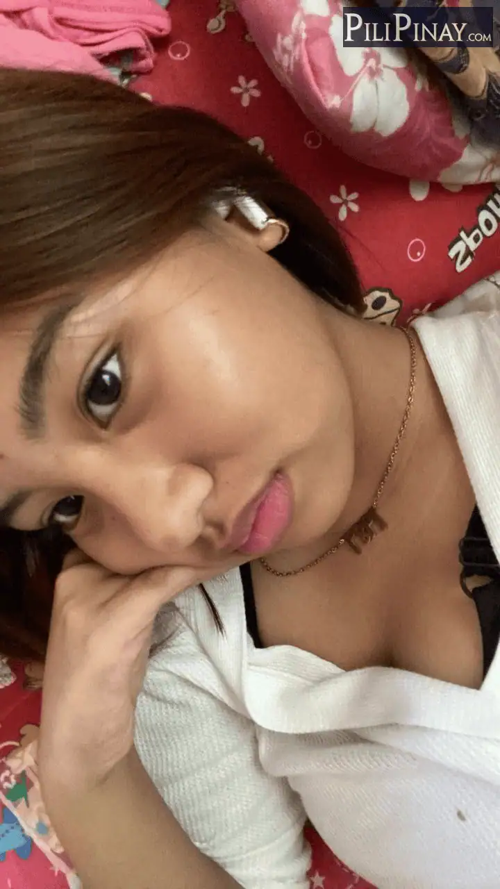 Erika Rose 39