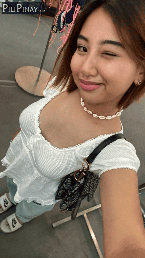 Erika Rose 7