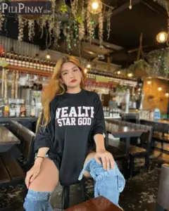 Neslyn Ly 24