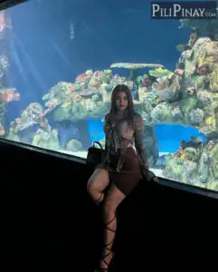 Neslyn Ly 60