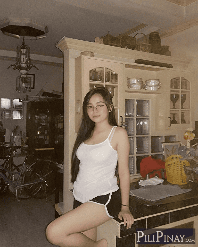 Rhianna Santos 90