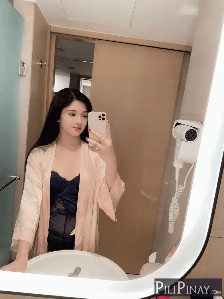 Tyra Ku 32