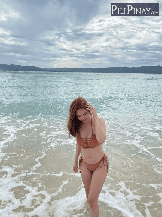 Ani Mae 13