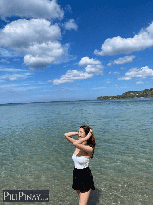 Ani Mae 17