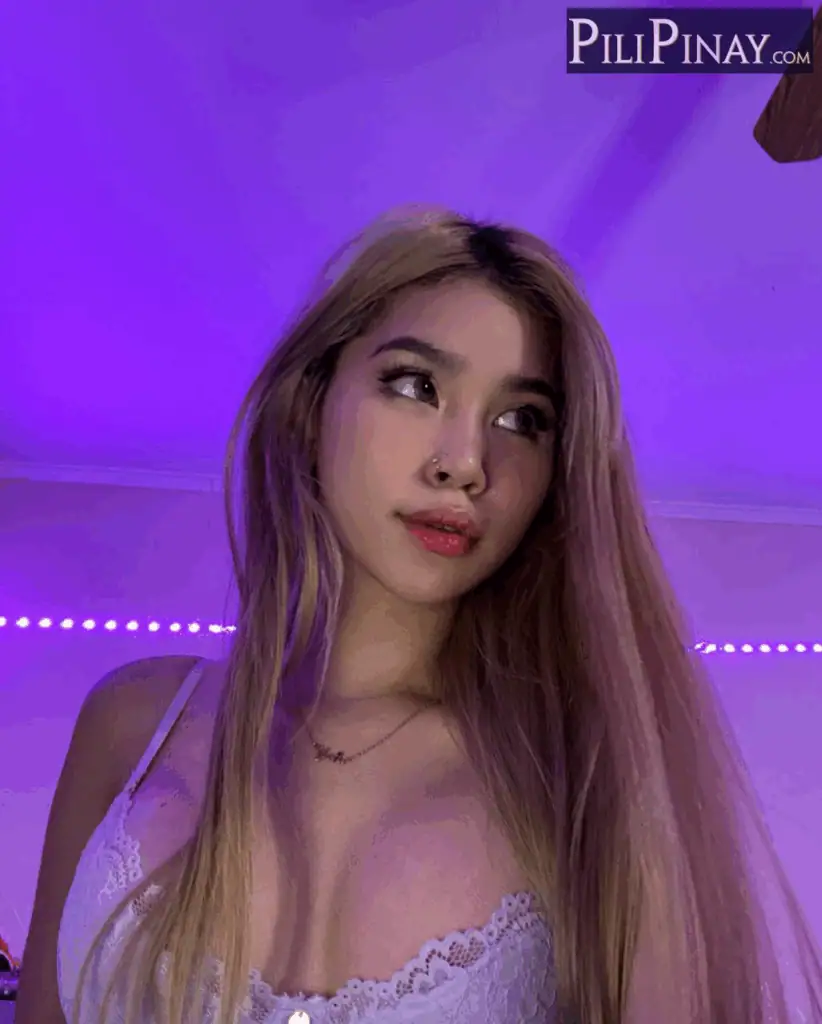 Ysabella Erina 74