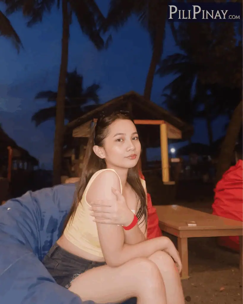 Mikay Alexis 4
